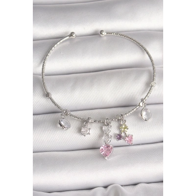 Pirinç Gümüş Renk Sallantı Zirkon Taşlı Kalp Figür Charm Kadın Bileklik