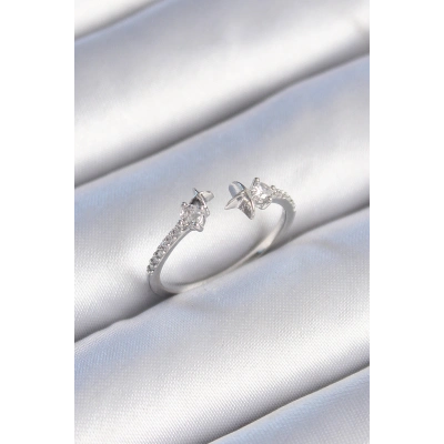 Pirinç Gümüş Renk Zirkon Taş Detay Yıldız Model Kadın Yüzük