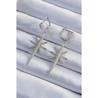 Pirinç Gümüş Renk Zirkon Taş Kaplama Kutup Yıldızı Tasarımlı Kadın Küpe