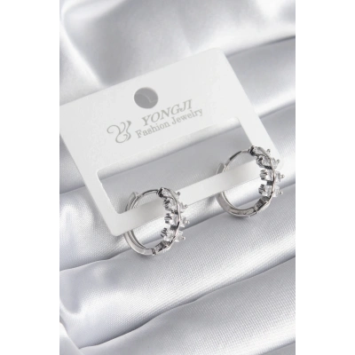 Pirinç Gümüş Renk Zirkon Taşlı Kadın Küpe