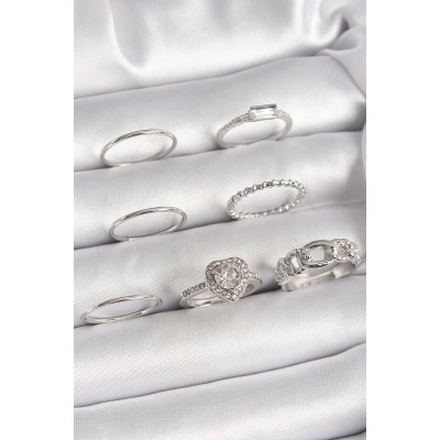 Pirinç Gümüş Renk Zirkon Taşlı Kalp Model Kadın Yüzük Kombini