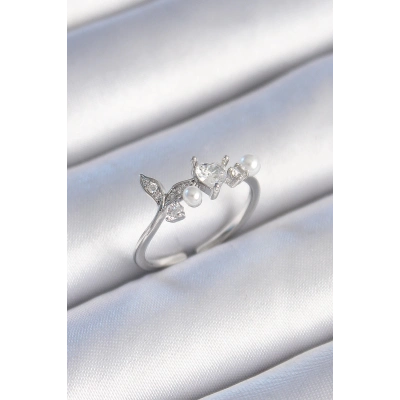 Pirinç Gümüş Renk Zirkon Taşlı Kalp Yaprak Model İnci Detay Kadın Yüzük