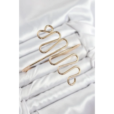 Pirinç Kıvrımlı Model Gold Renk Kadın Pazu Bileklik