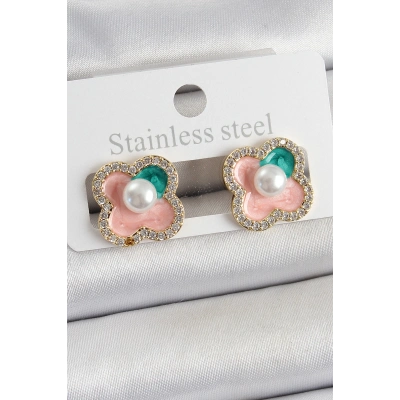 Pirinç Pembe Mineli İnci Detaylı Zirkon Taşlı Sanatsal Portre Yonca Model Gold Renk Kadın Küpe