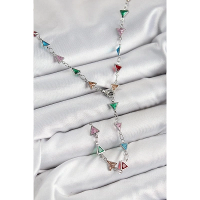 Pirinç Renkli Zirkon Taşlı Üçgen Model Gümüş Renk Kadın Y Kolye