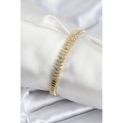 Pirinç VIP Seri Gold Renk Zirkon Taşlı Arpa Model Kadın Bileklik