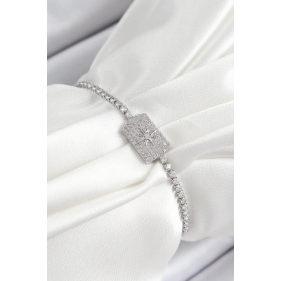 Pirinç Zirkon Taşlı Kutup Yıldızı Model Gümüş Renk Asansörlü Kadın Bileklik