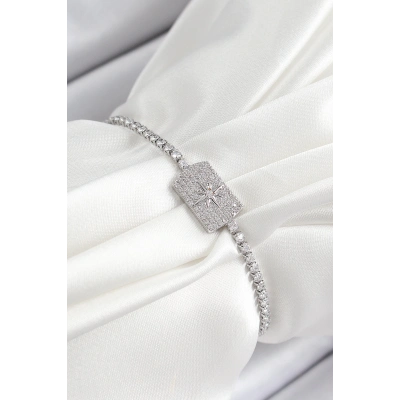 Pirinç Zirkon Taşlı Kutup Yıldızı Model Gümüş Renk Asansörlü Kadın Bileklik