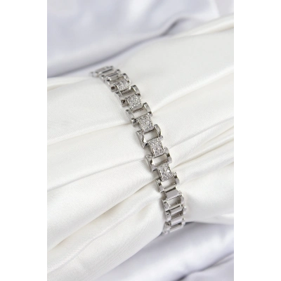 Pirinç Zirkon Taşlı Parçalı Model Gümüş Renk Kadın Bileklik