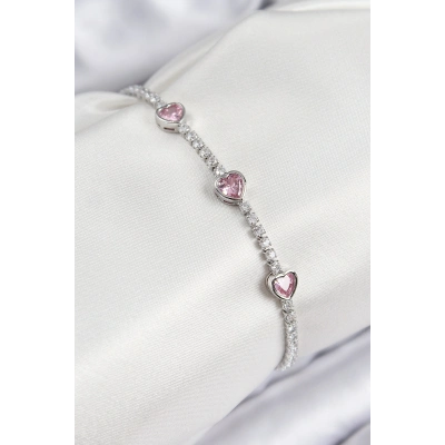 Pirinç Zirkon Taşlı Pembe Kalp Model Gümüş Renk Kadın Bileklik