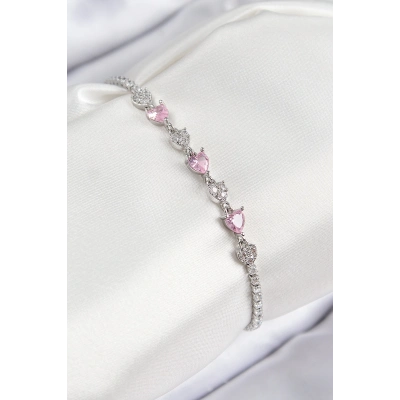 Pirinç Zirkon Taşlı Pembe Kalp Model Gümüş Renk Kadın Bileklik