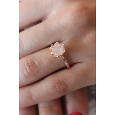 Pudra Lotus Çiçek Figür Gold Renk Kadın Yüzük