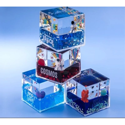 Uzay Temalı Masaüstü Süs