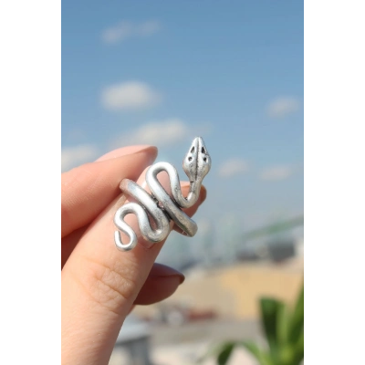 Yılan Figürlü Metal Ayarlamalı Antik Yüzük