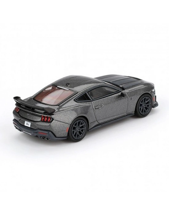 1/64 MODEL ARAÇ