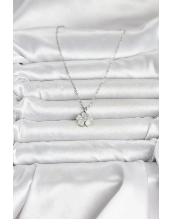 316L Çelik Zincir Gümüş Renk Yonca Model Kadın Kolye