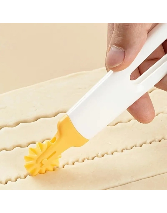 4 Başlıklı Hamur Kesici