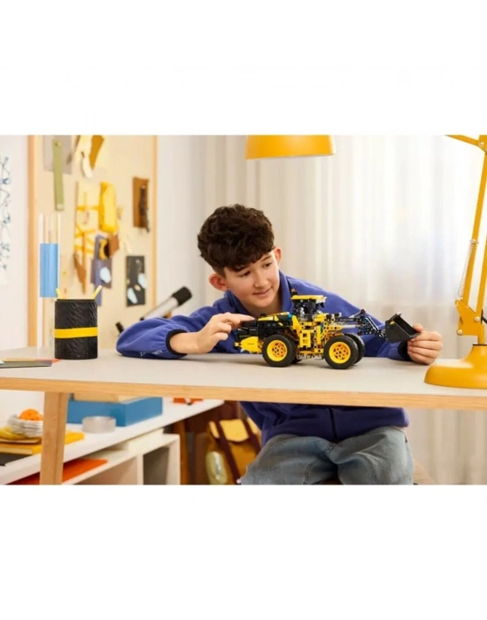 42209   Technic Volvo L120 Elektrikli Yükleyici parça +9 yaş