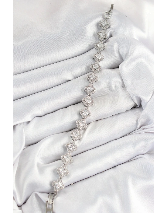 BFS Pirinç Zirkon Taşlı Yonca Baget Model Gümüş Renk VIP Seri Kadın Bileklik