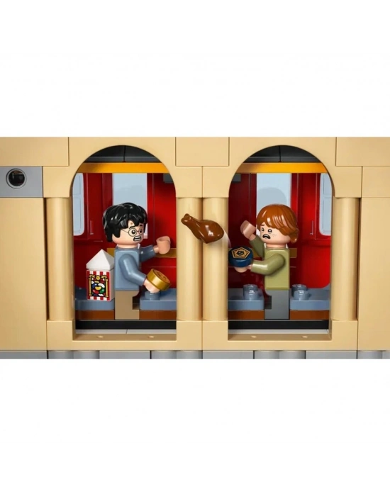 76450   Harry Potter - Kitaplık Dekoru: Hogwarts Ekspresi 832 parça +10 yaş