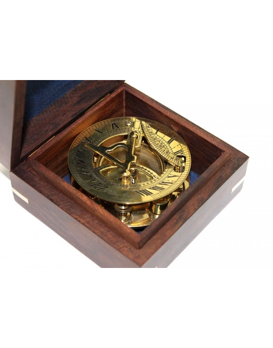 Ahşap Kutulu Pirinç Güneş Saati Ve Pusula Modeli