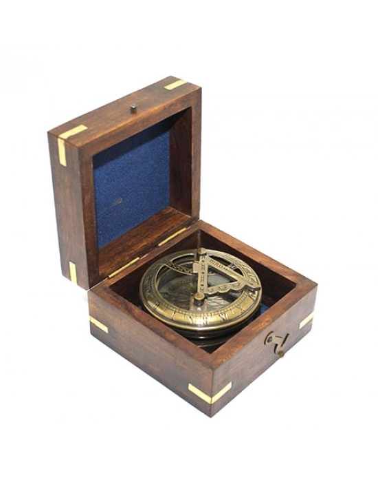 Ahşap Kutulu Pirinç Pusula Model 4