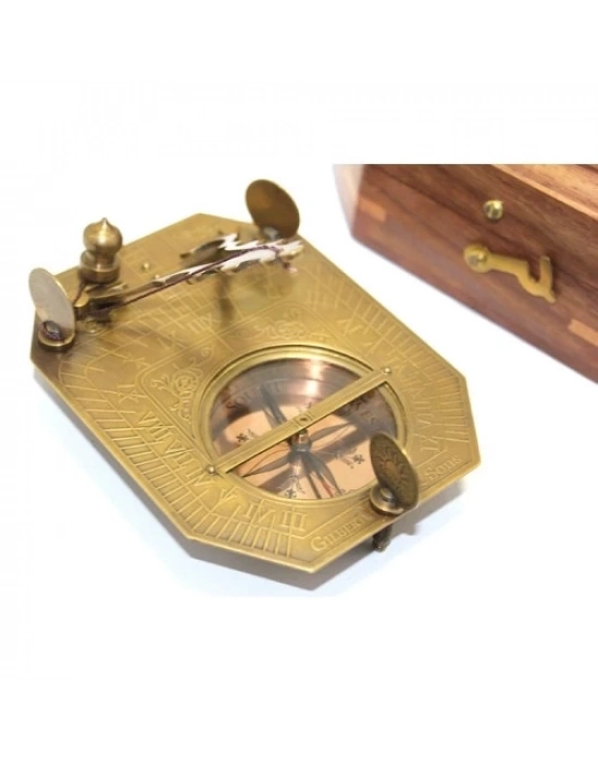 Ahşap Kutulu Pirinç Pusula Model 6