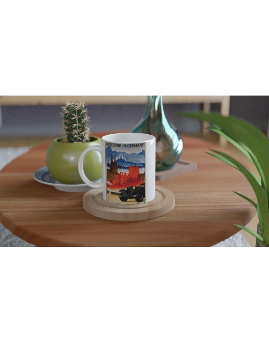 Alplerin Eteklerinde Alman Klasik Otomobil Kupa Bardak