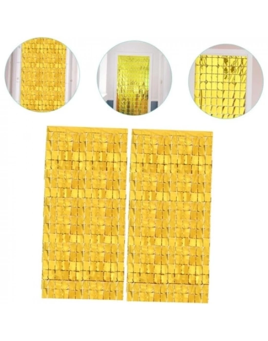 Altın Renk Disko Dikdörtgen Kesim Kapı Perdesi Altın