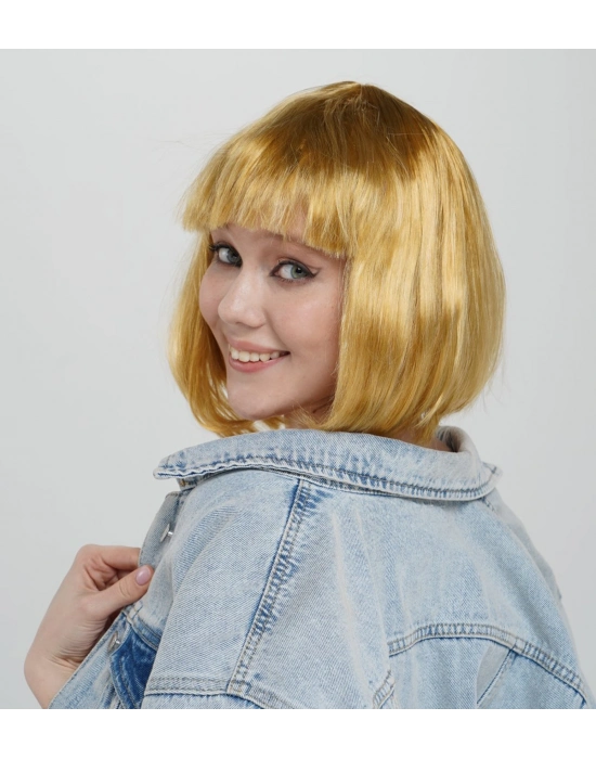 Altın Renk Düz Kesim Küt Parti Peruğu Kısa Takma Saç
