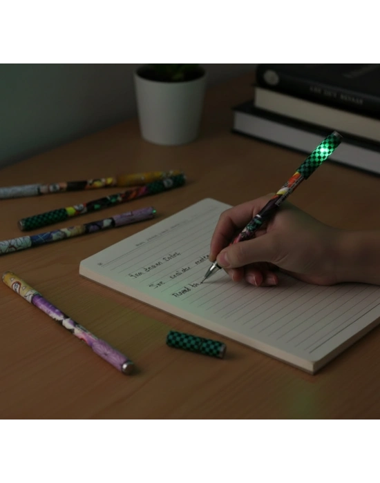 Anime Figür Tükenmez Kalem Ledli