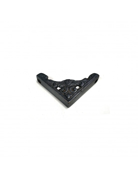 Antika Tarz Dekoratif Pirinç Köşe Süsü - 58x58 Mm, Oksit