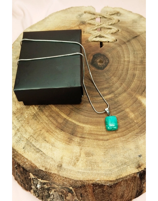 Apatit Doğal Taşı Zincirli El Yapımı Kolye Uç: 2 cm Zincir: 20 cm Kutulu