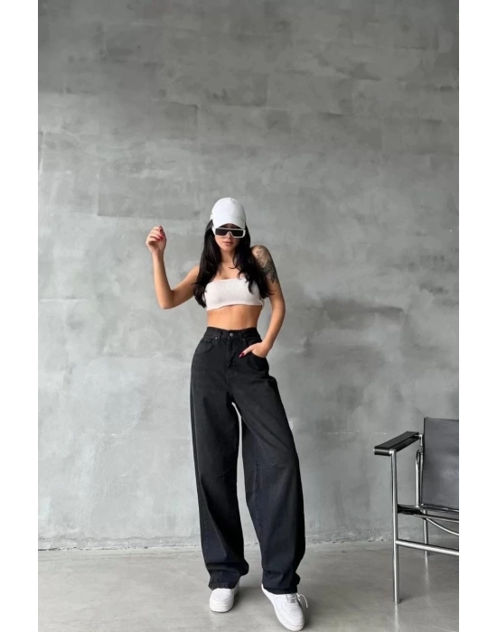 Arkadan tokalı jeans pantolon Siyah