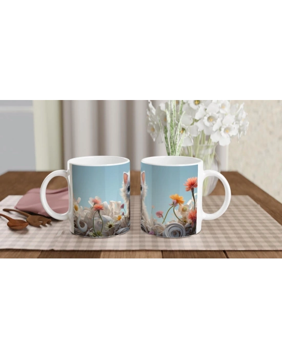 Bahçedeki Masum Bakışlı Yavru Kedi Baskılı Kupa Bardak