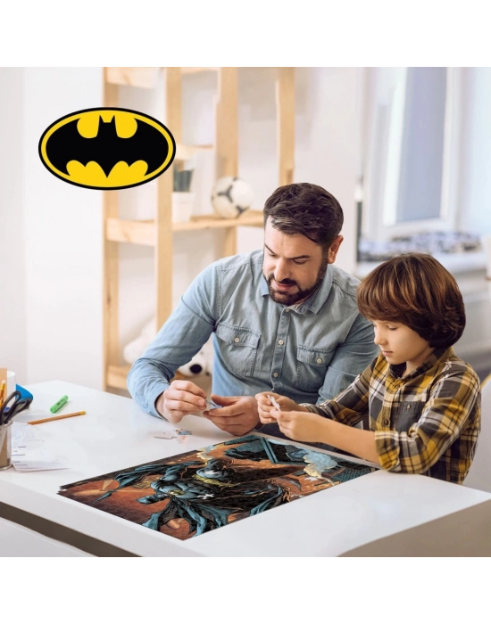 Batman 300 Parça Puzzle 35590 - Metal Kutu