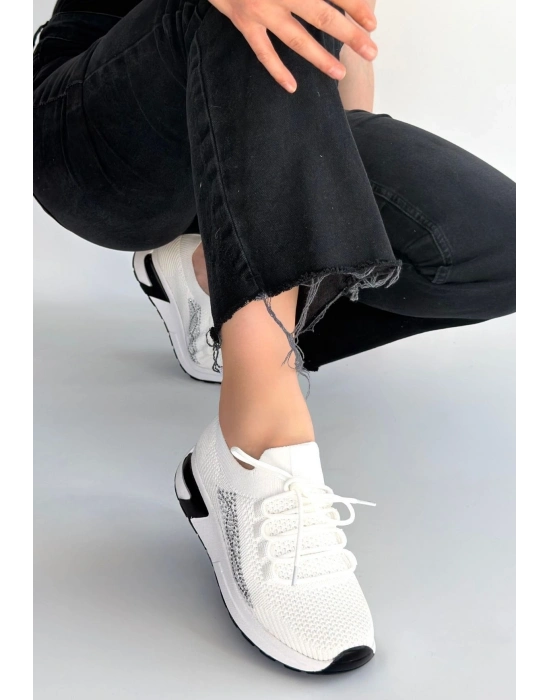 Belan Beyaz Triko Bağcıklı Spor Ayakkabı