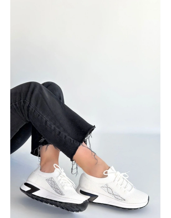 Belan Beyaz Triko Bağcıklı Spor Ayakkabı