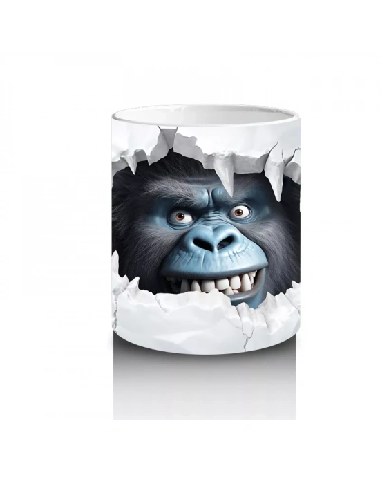 Beyaz Çatlaklı Duvar Arasında Yırtıcı Hayvan – Baskılı Kahve Kupası