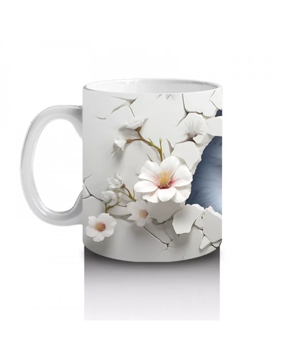 Beyaz Çiçekler Arasında Bakan Bilge Baykuş – Baskılı Kahve Kupası