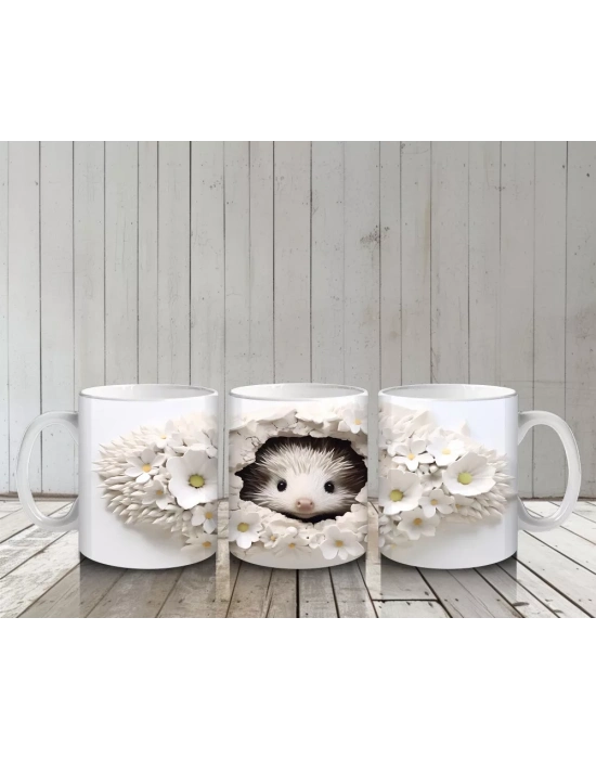 Beyaz Çiçekler Arasında Bakan Tatlı Kirpi – Baskılı Kahve Kupası