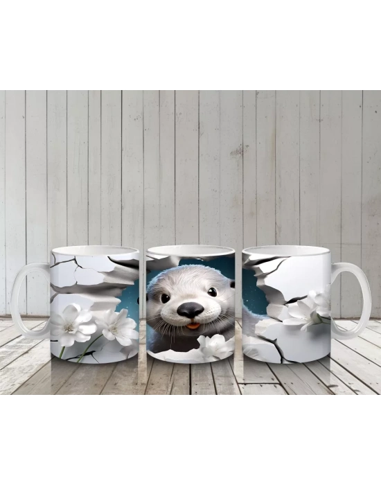 Beyaz Çiçekler Arasında Çatlak Zeminden Bakan Su Samuru - Baskılı kahve kupası