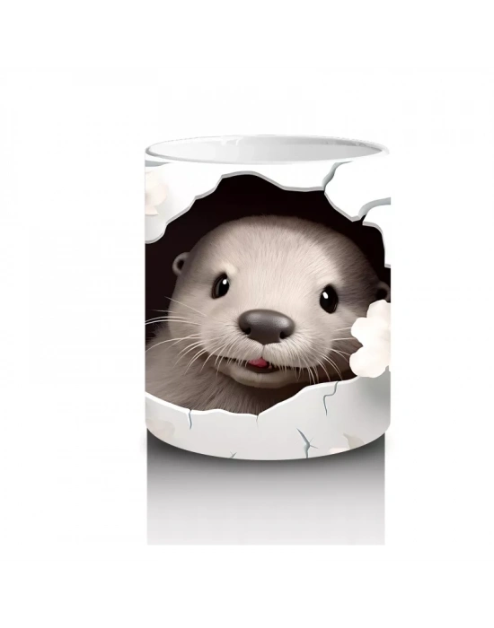 Beyaz Çiçekler Arasında Gülümseyen Sevimli Ayı – Baskılı Kahve Kupası