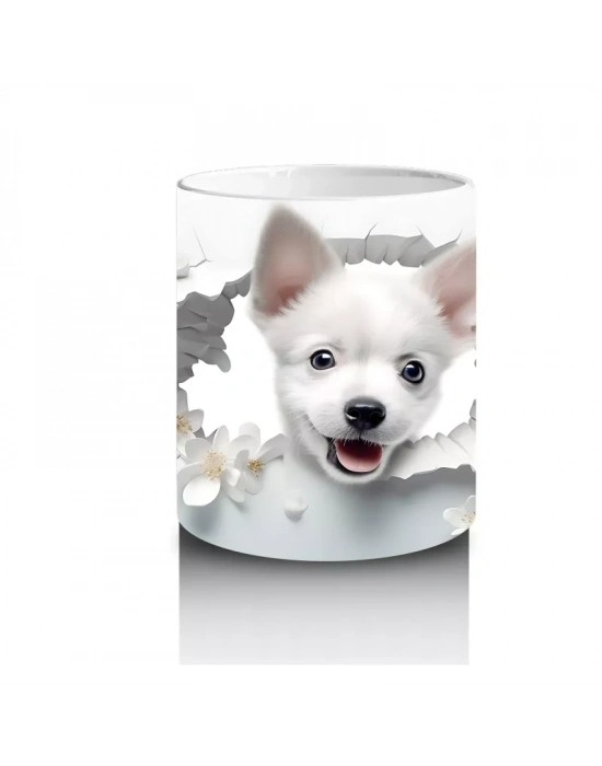 Beyaz Çiçekler Arasında Gülümseyen Yavru Köpek – Baskılı Kupa