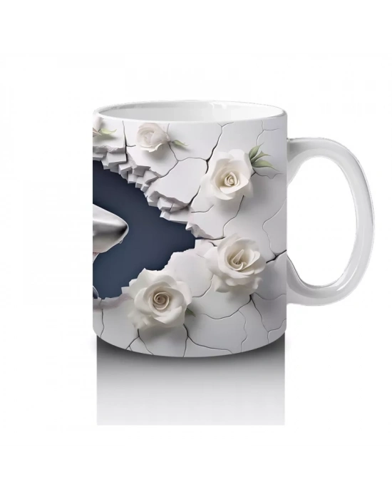 Beyaz Çiçekler Arasında Karanlık Gözlü Köpek Balığı – Baskılı Kahve Kupası