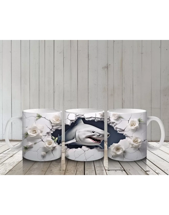 Beyaz Çiçekler Arasında Karanlık Gözlü Köpek Balığı – Baskılı Kahve Kupası