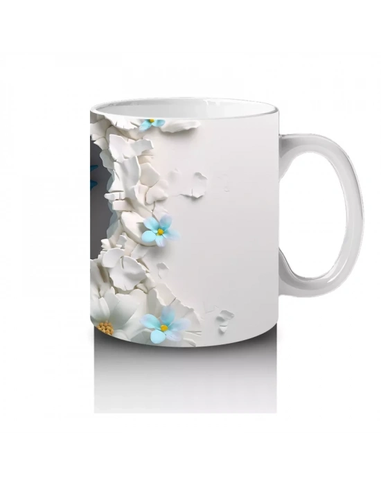 Beyaz Çiçekler Arasında Mavi Gözlü Denizatı – Baskılı Kahve Kupası