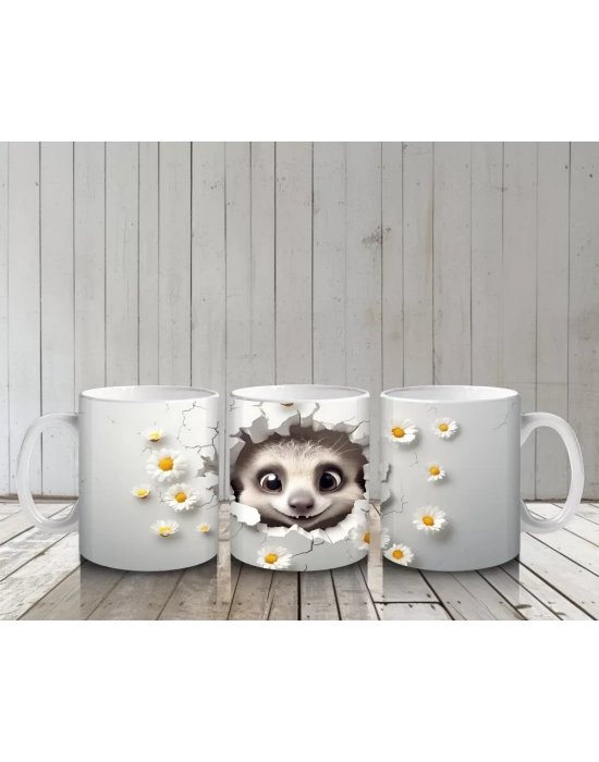 Beyaz Çiçekler Arasında Sevimli Kirpi – Baskılı Kahve Kupası