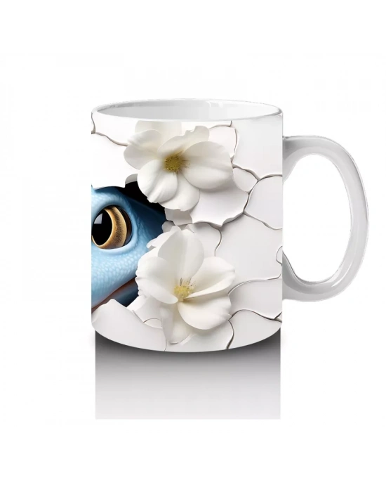 Beyaz Çiçekler Arasında Suda Yüzen Mavi Kaplumbağa – Baskılı Kahve Kupası