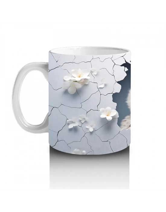 Beyaz Çiçekler Üzerinde Dikkatli Baykuş – Baskılı Kahve Kupası